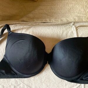 Victoria’s Secret Black Padded Push Up.  New Never Worn.  $59.00 Retail
